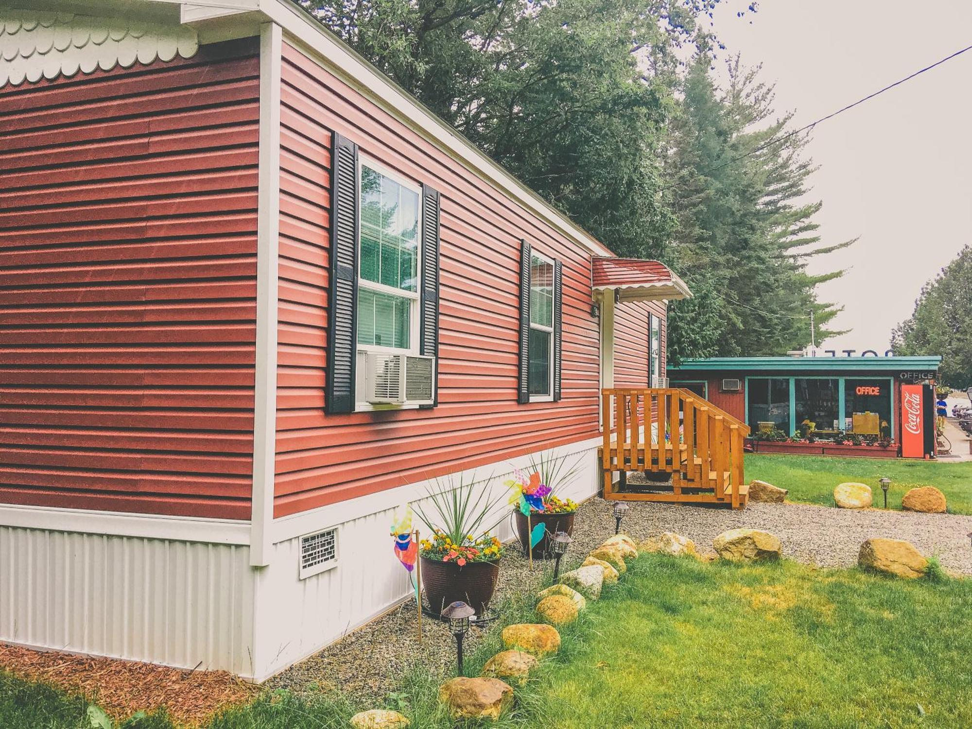 Motel Long Lake And Cottages Exterior foto